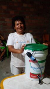 Peru photo - women 4340-Aa.HH. Brisas -Susana ortega saboya
