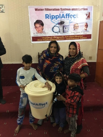 Pakistan - family photo